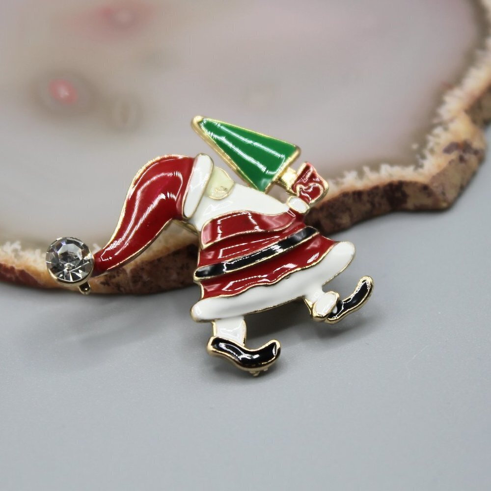 Santa Christmas Tree Holidays jewelry pin brooch fashion red green gold tone
